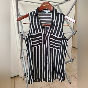 Express Portofino Sleeveless V Neck Shirt - Size Small